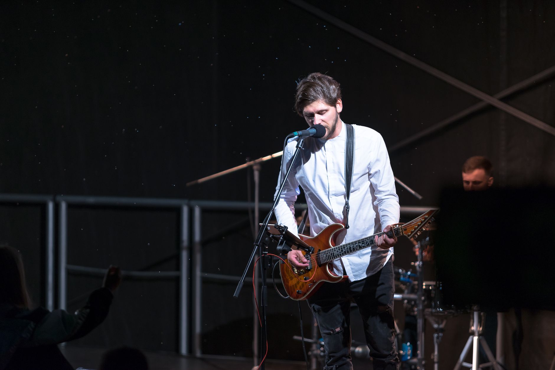 Guitar microphone performer
